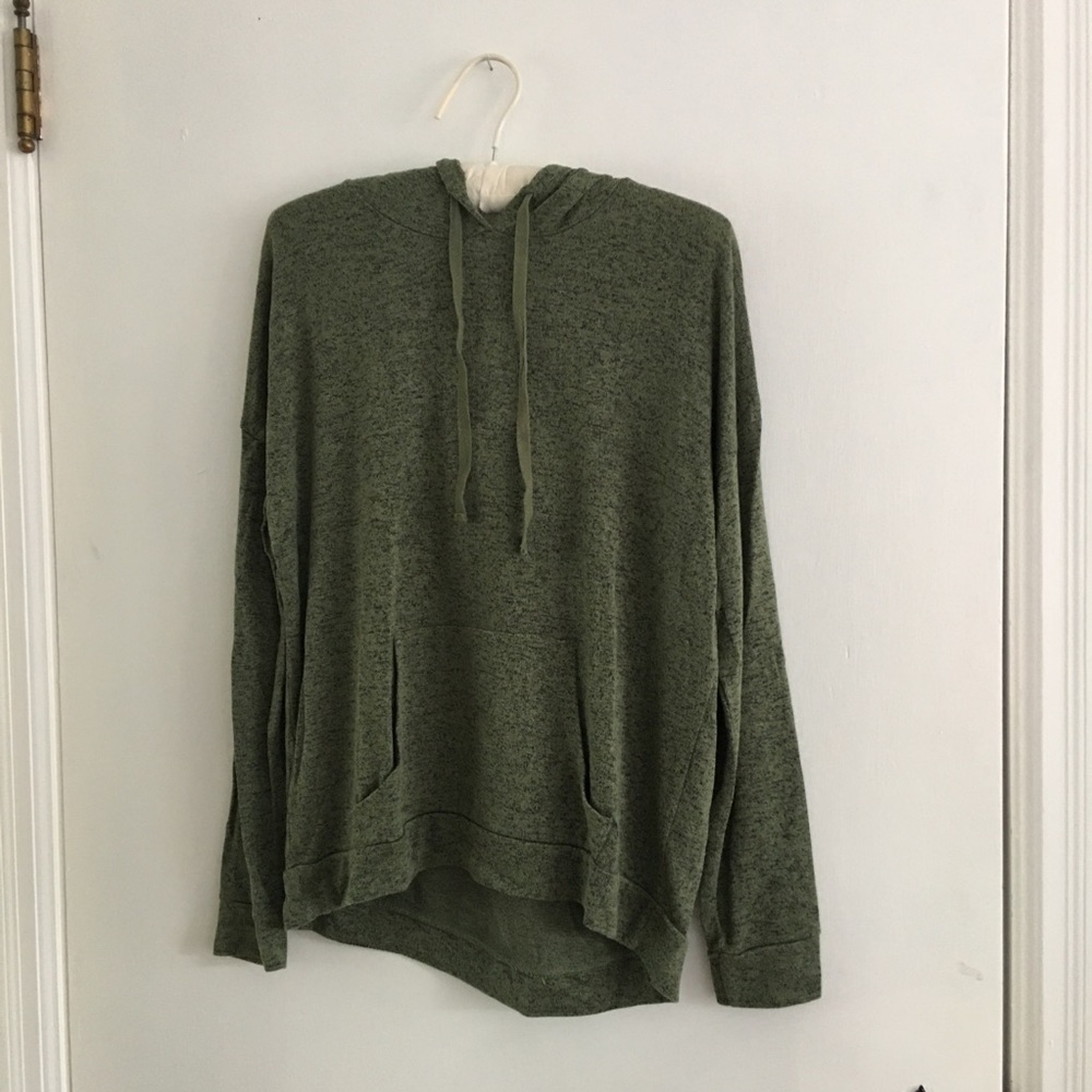Flowy comfy hooded longsleeve